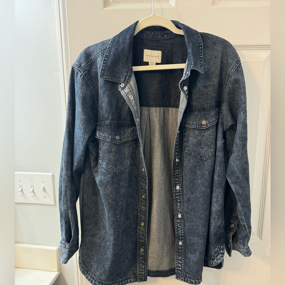 American Eagle boyfriend Jean shirt